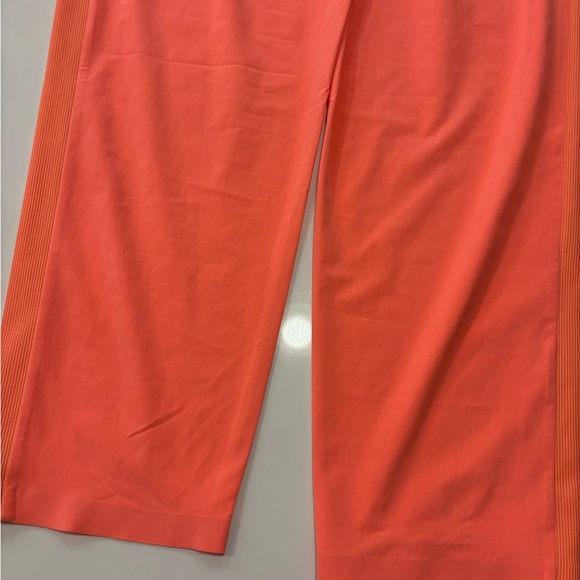 Athleta Brooklyn Ankle Coral Pants - Picture 5 of 6